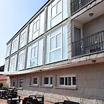 Vida Ostra Marina Hotel